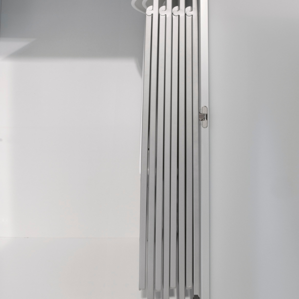 Silla plegable blanco mate con armazón metálico - Modelo Aldán - Imagen 3